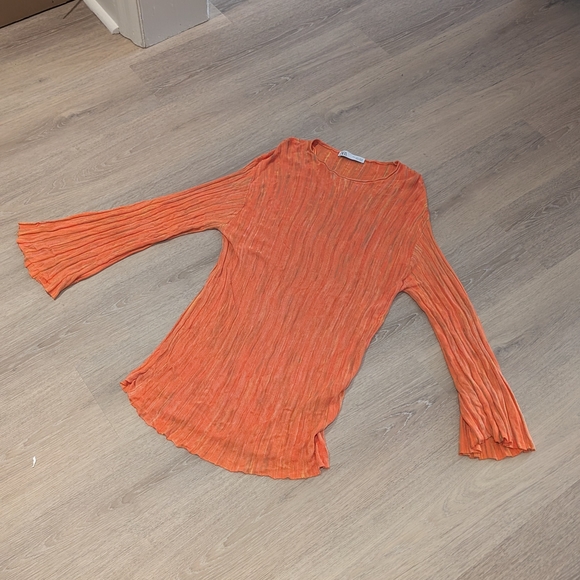Zara Orange Ribbed Bell Sleeve Blouse - Picture 2 of 8
